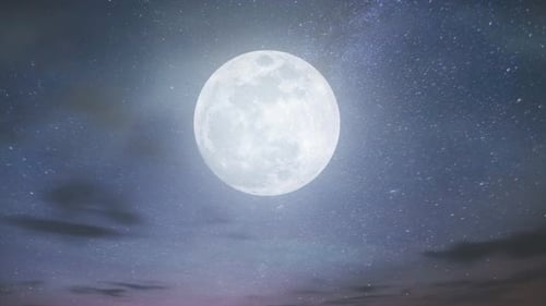 Vollmond im Nachtzeitraffer