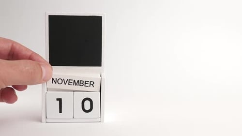 Hand Sets November 10th on Block Calendar