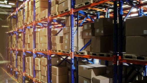 Solutions de stockage d'entrepôt organisées efficacement utilisant des boîtes en carton pour tous les besoins
