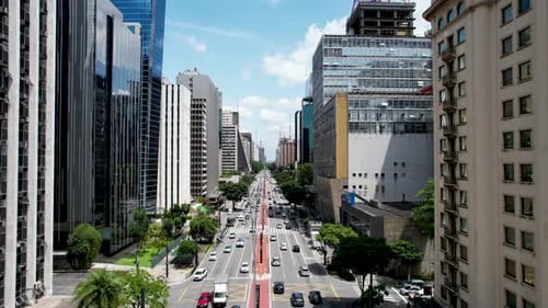 Avenida Paulista, no centro de São Paulo, Brasil. Marco turístico.