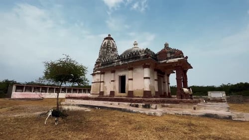 Temple jaïn abandonné de Nagarparkar, Pakistan, province du Sind, lieu de culte abandonné