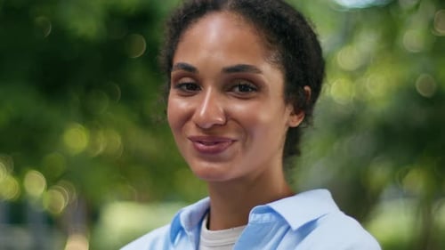 Close Up Portrait African American Worker Female Girl Woman Businesswoman Business Lady in City