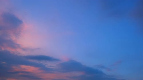 4K timelapse video : Beautiful colorful clouds in the sky