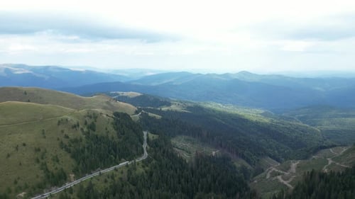 À propos de Deforested Mountain 4k