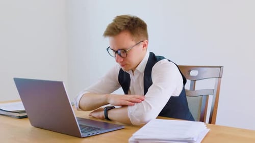 Office Dreams The Secret Lives of Tired Workers