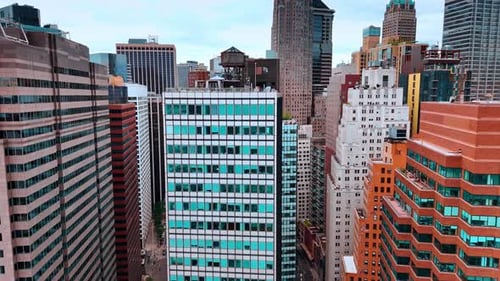 Vuele a los pisos superiores de los edificios de varios pisos.