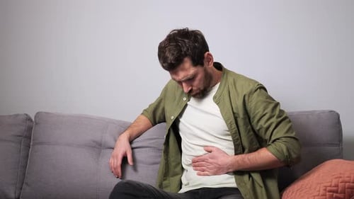 Dolor terrible en el estómago