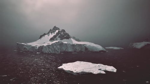 Massive Icebergs and Ocean Scenery Motion Graphic