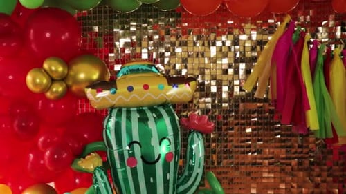 Decoração temática mexicana com balões e balão Sombrero Cactus
