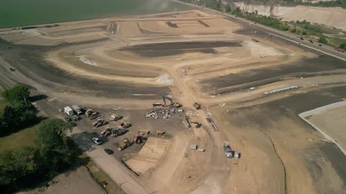 Preparación del sitio de construcción para la construcción de casas unifamiliares Wide Dron Tiro