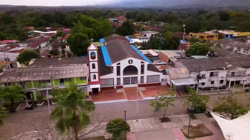 Armero Guayabal en Colombia