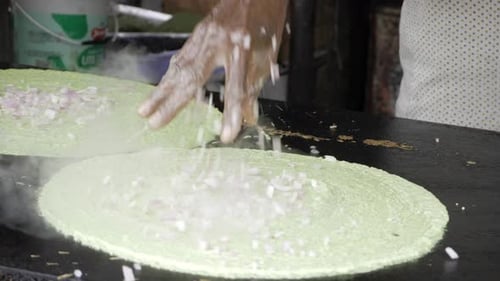 Exploring the Art of Indian Street Food - A Culinary Journey Through the Streets of India