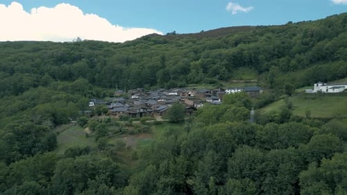 Casa Teixeira Lodging Surrounded By Green Forest In Seceda Mountain In Daytime In Lugo, Spain. - aer