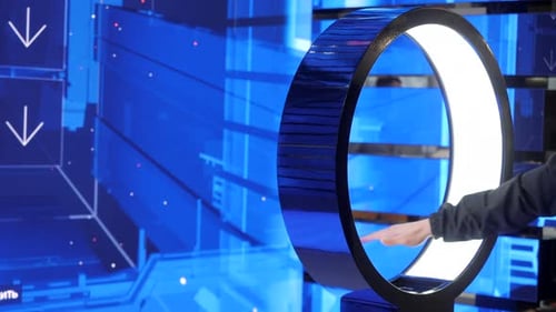 Medien/Virtuelle Realität auf riesigem Bildschirm, die auf Handgesten reagiert und unterschiedliche Anzeichen zeigt