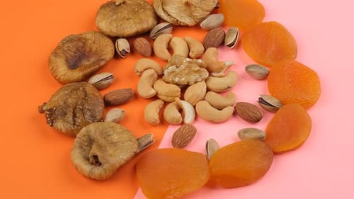 nuts apricot fig rotate