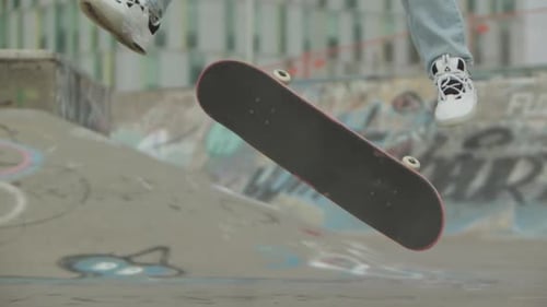 Sports extrêmes - Ralentissement extrême du talon pour skateur