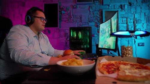 Night Gamer Play Computer