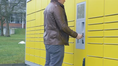 failure problem because the card does not work on a parcel station