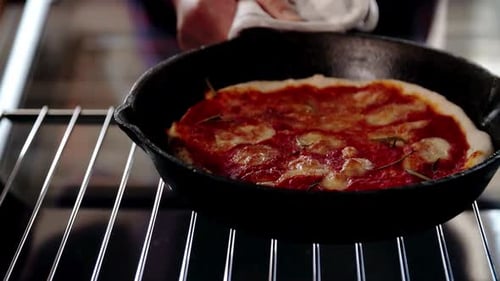 Making Pizza