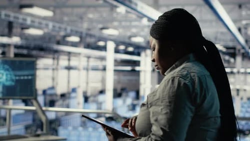 Мониторинг сотрудников ЦОД, инфраструктурные процессы, анализ метрик