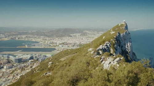 Luftaufnahme von Gibraltar Ikonische Felsen und Küste