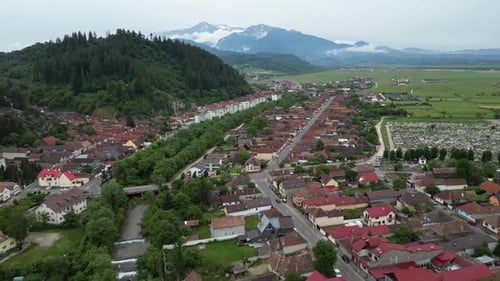 Nature Vibes With Mountains 4K