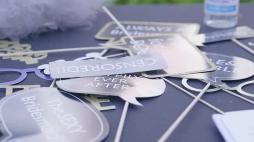 Funny signs to take pictures. Weeding photo momment.