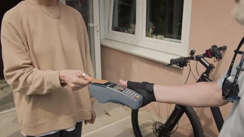 Payment with Card for a Bike Delivery
