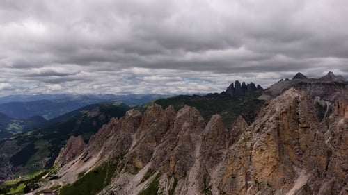 Cinematic Smooth Approach Toward Cirspitzen with Distant Seceda in the Background