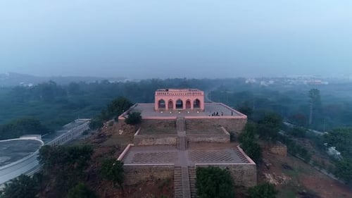 Exploring The Charms Of Old City Hyderabad