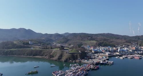 Paisagem panorâmica do oceano e porto da costa oeste, Boryeong, Coreia do Sul