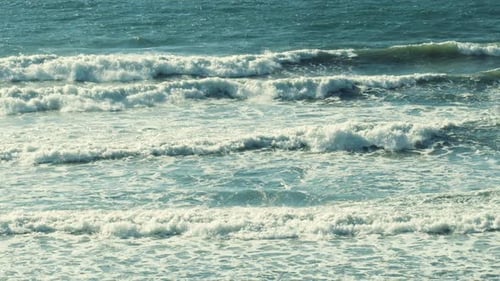 Rolling Waves Crashing in the Ocean
