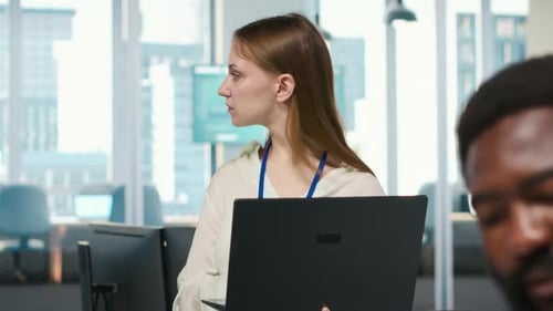 Junior Developer Utilizing Artificial Intelligence to Optimize Performance