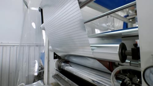 Ein Förderband für die automatisierte Herstellung von Verpackungsfolien für die Lebensmittelindustrie