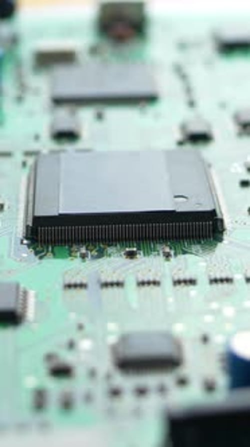 Processor and Chip Fixed on Circuit Board Surface