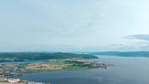 Blaheia Mountain, Norway - A Picturesque Panorama of a Rough and Mountainous Landscape - Pullback