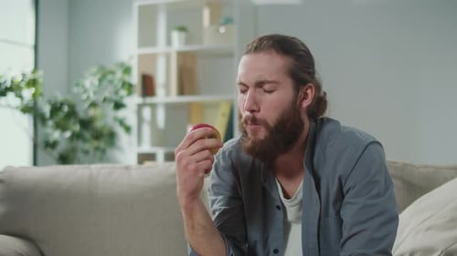 Man Freelancer Suddenly Feeling Tooth Pain During Work