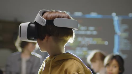 Children Experiencing Virtual Reality in Classroom