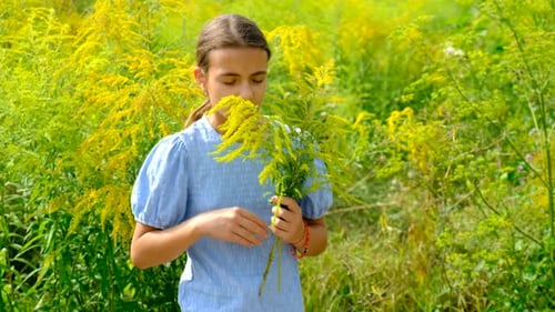 Child in a Field of Ragweed Elective Focus