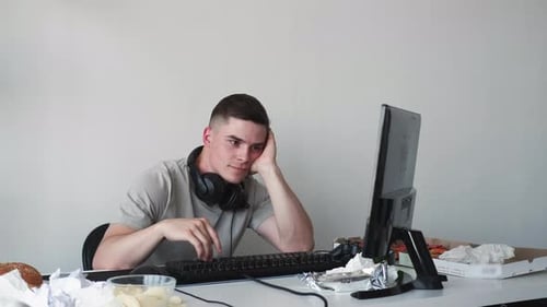 Boring Gaming Typing Keyboard Pressing Button Loop