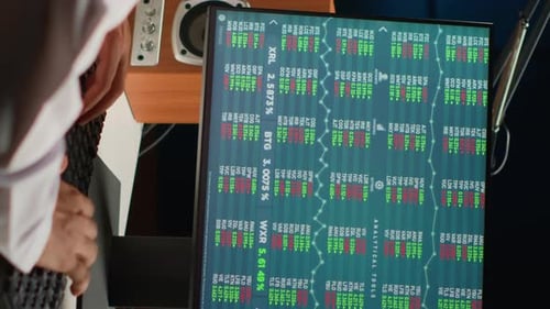 Vertical Video Broker Investor Looking at Market Shares