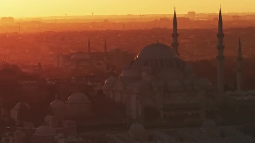 Süleymaniye-Moschee bei Sonnenuntergang — Filmmusik Luftaufnahme von Istanbul