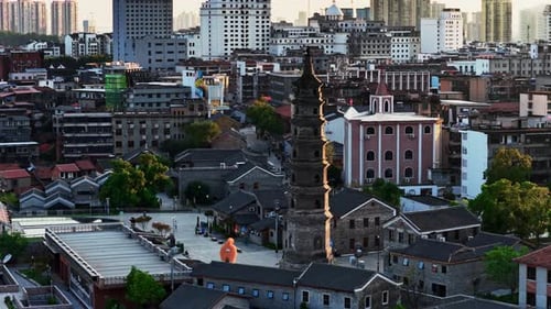 Video zur traditionellen Architektur der Yueyang Bianhe Street
