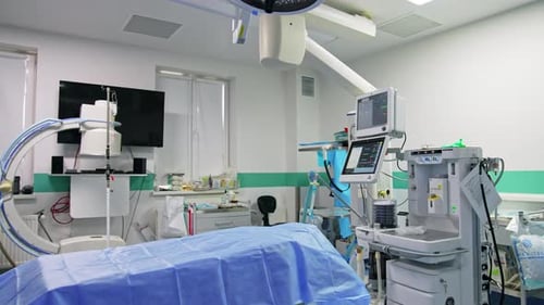 El
quirófano actual no tiene gente. Llenado de equipos tecnológicos avanzados