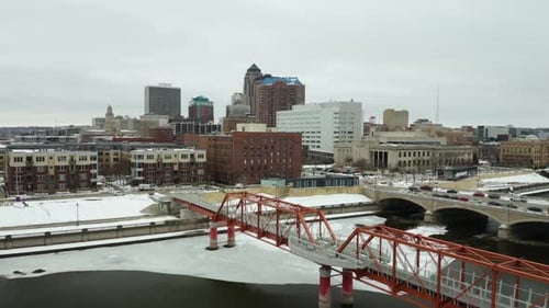Establishing Aerial Shot of Des Moines, Iowa in Winter
