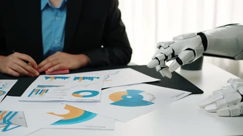 AI-based insights assist professionals in refining marketing approaches, optimiz