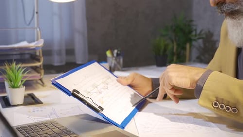 Analyse von Grafiken, Computernutzung.