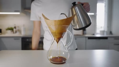 Pour Over Coffee Brewing at Home