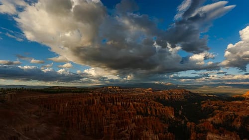 Clouds Drift Away Fading Light Evening Over Bryce Canyon Time Lapse