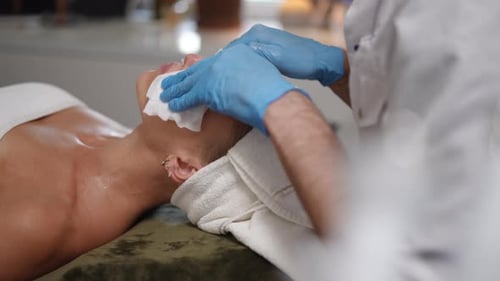 Indulge in an Incredibly Relaxing Facial Treatment Offered in a Luxurious Spa Setting